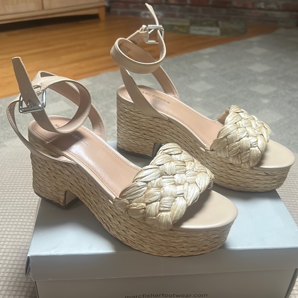 Marc Fisher platform wedge